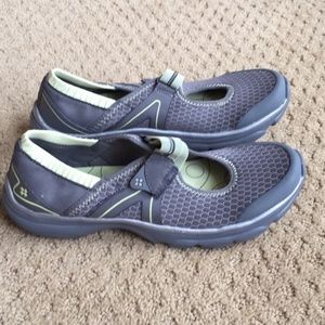 Naturalizer B Zees 8.5 Shoes